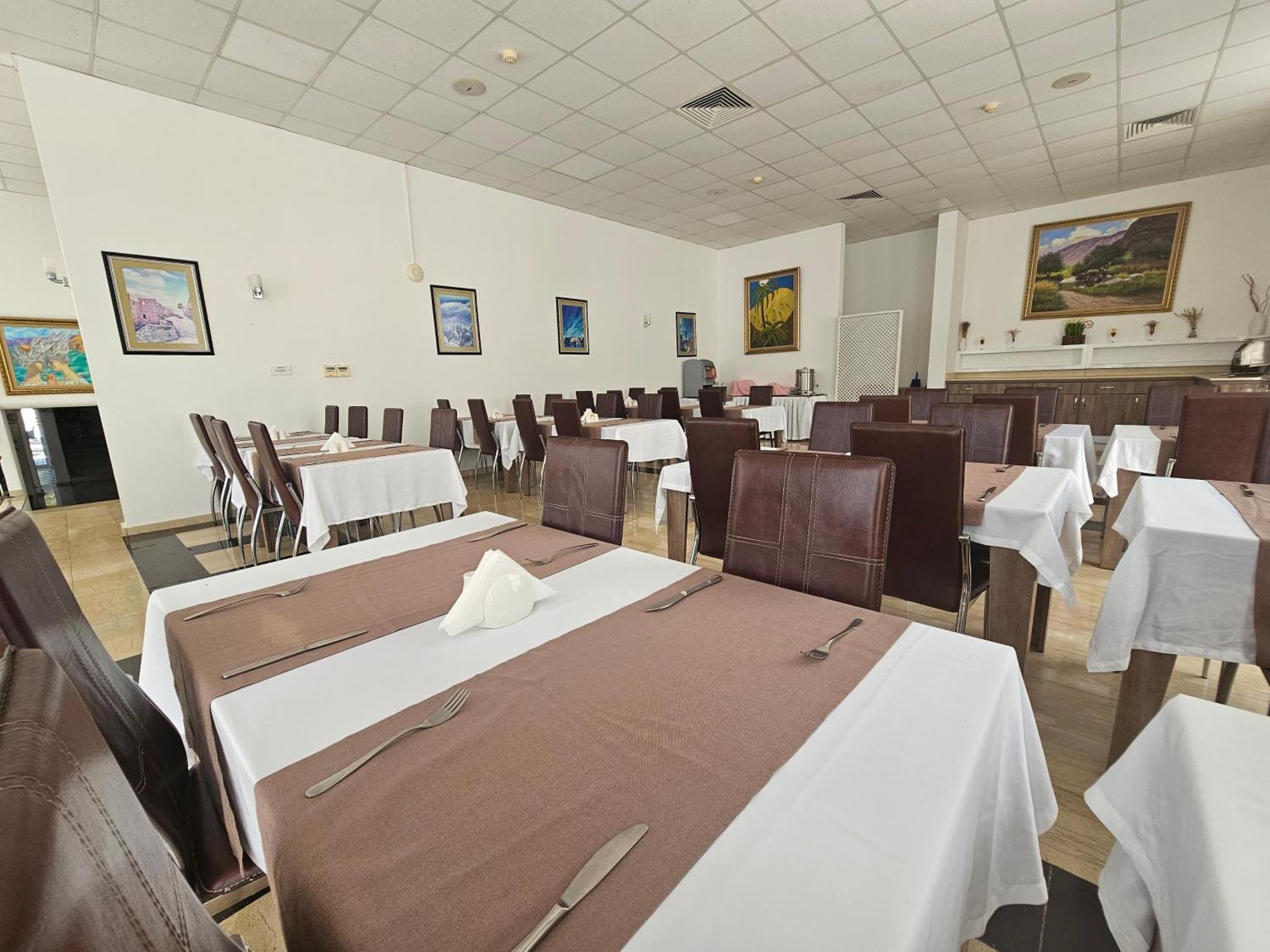 Park Palace Hotel Kyrenia  Exterior foto
