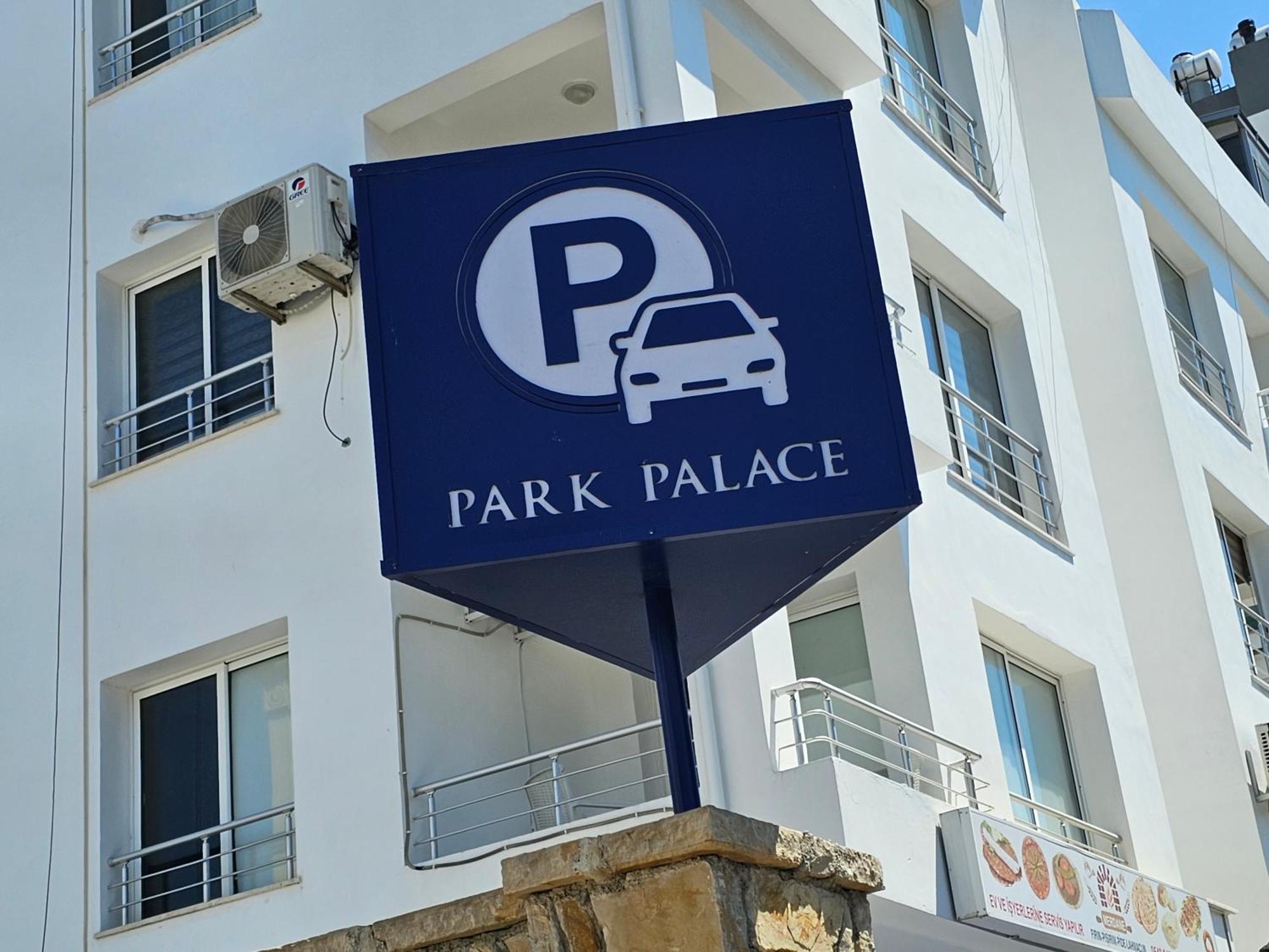 Park Palace Hotel Kyrenia  Exterior foto