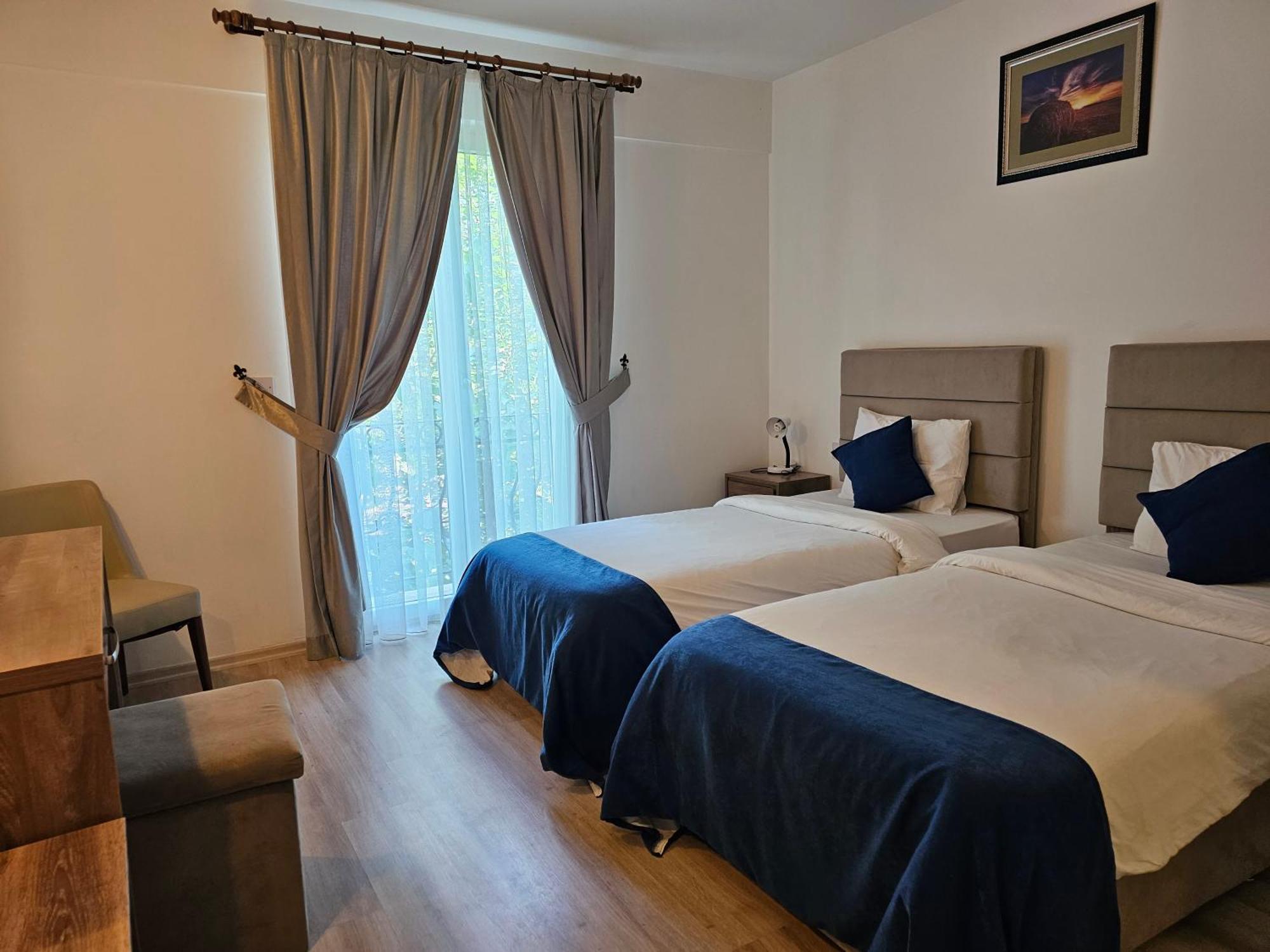 Park Palace Hotel Kyrenia  Exterior foto